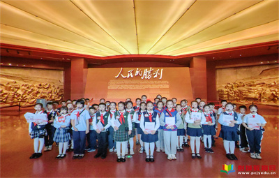 “烽火少年讀淮?！背两綉?zhàn)地讀書會在淮塔舉行